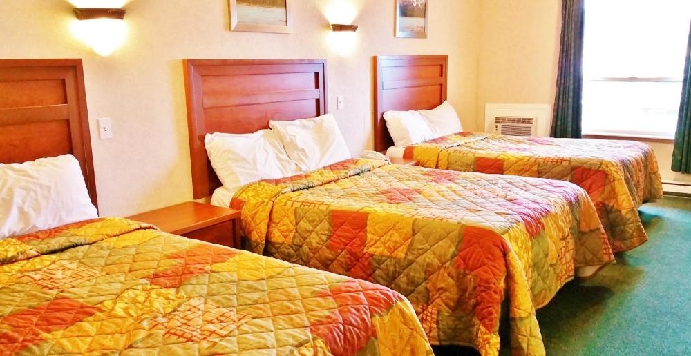 Room image 4