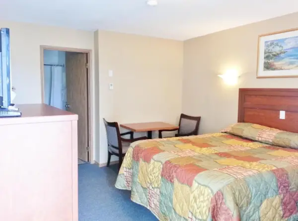 Alpine Motel 10